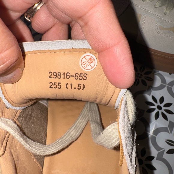 Beau Today womens leather  Tan and Cream Oxford rubber bottom sneakers size 41 - Picture 10 of 14